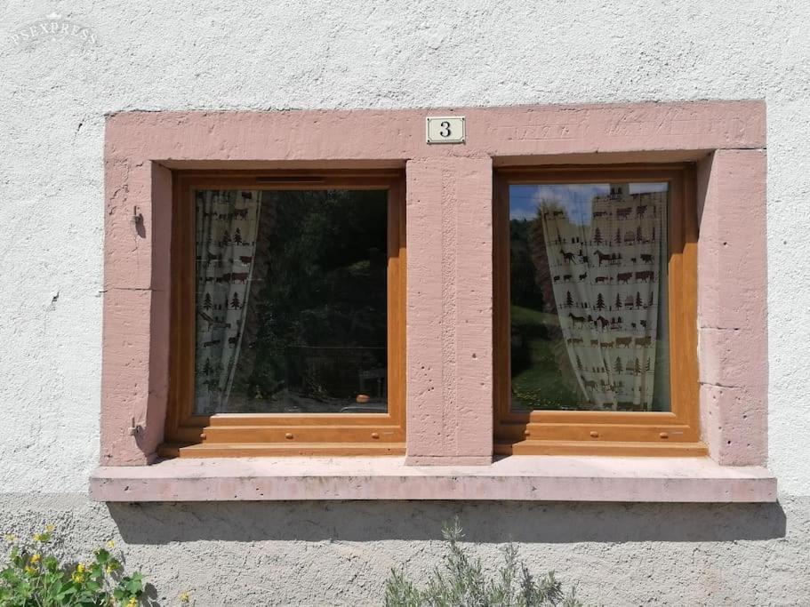Ferme De Ma Grand-Mere Le Haut-du-Them Exterior foto